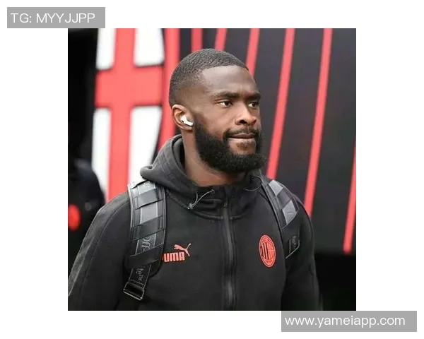 米兰小胜拉齐奥球迷热议福法纳搞笑表现与阿莱格里红牌事件